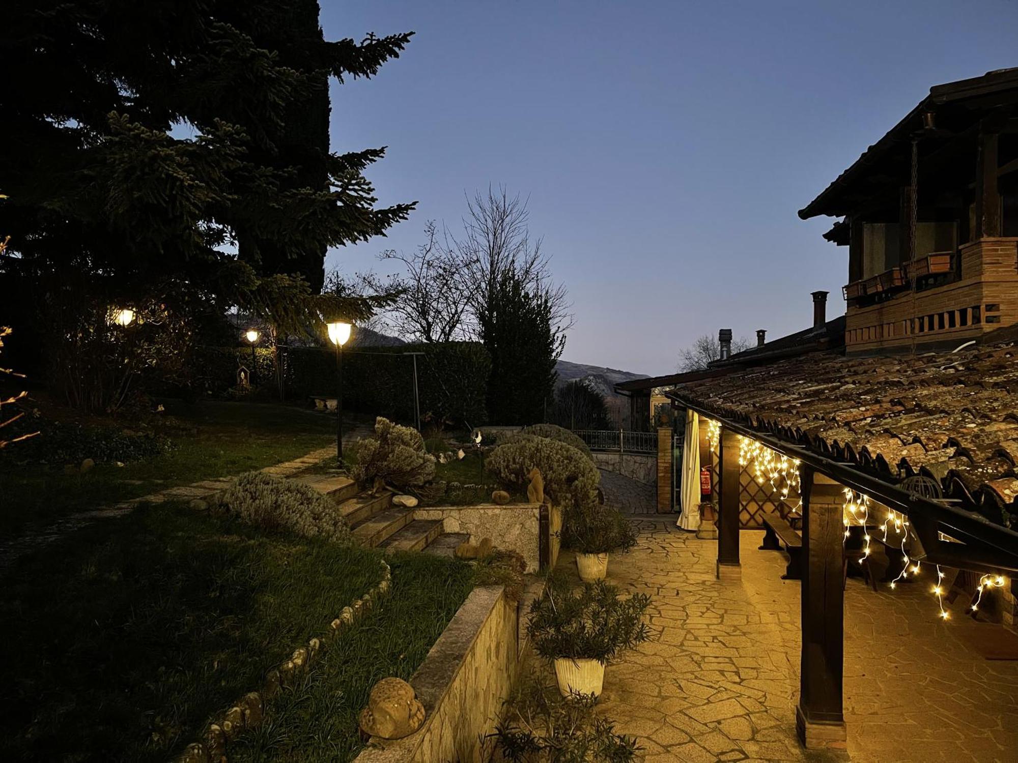 Mazzetti Country House-Vita In Campagna Con Giardino Vimignano-Chiesa エクステリア 写真