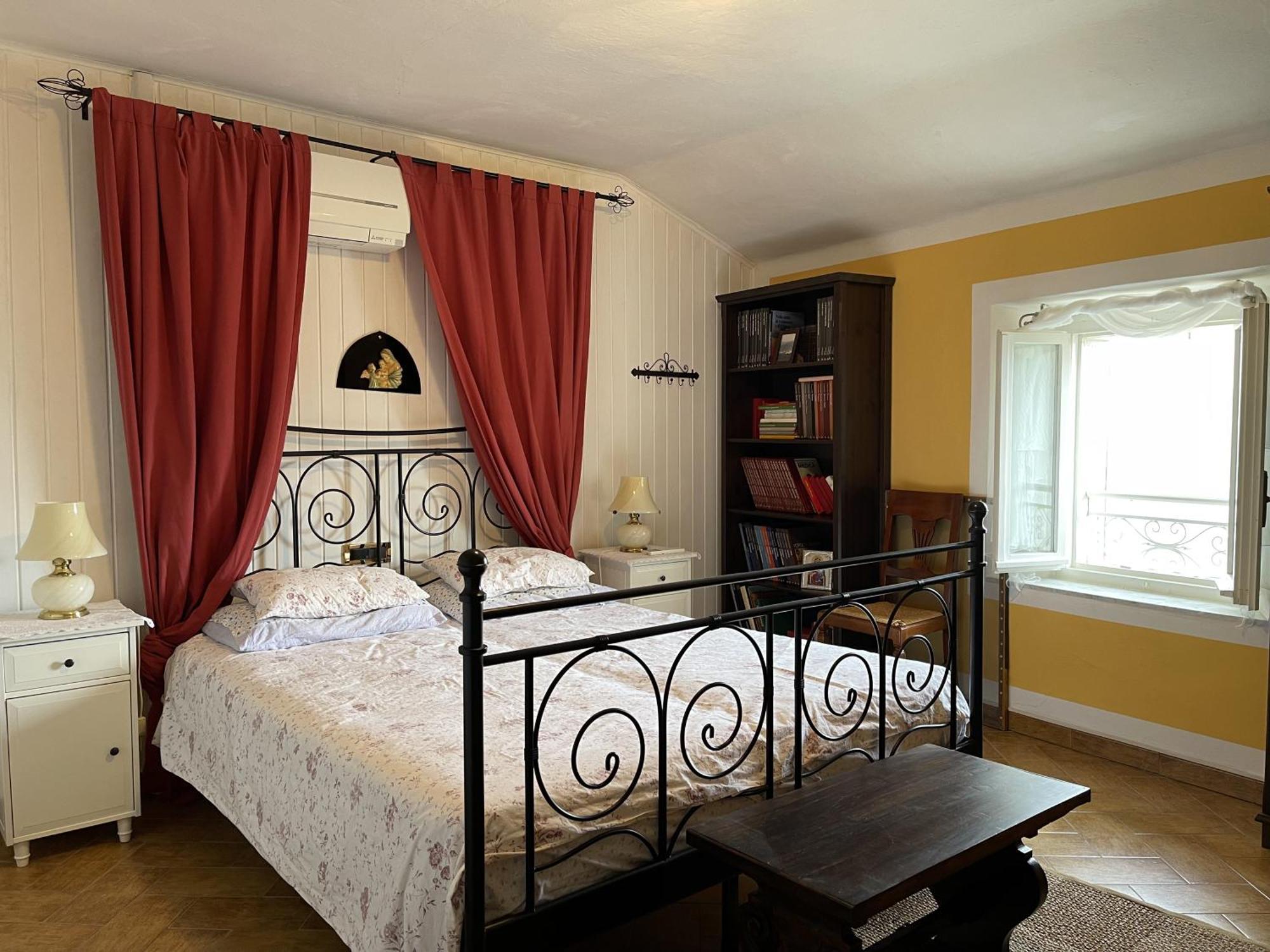 Mazzetti Country House-Vita In Campagna Con Giardino Vimignano-Chiesa エクステリア 写真