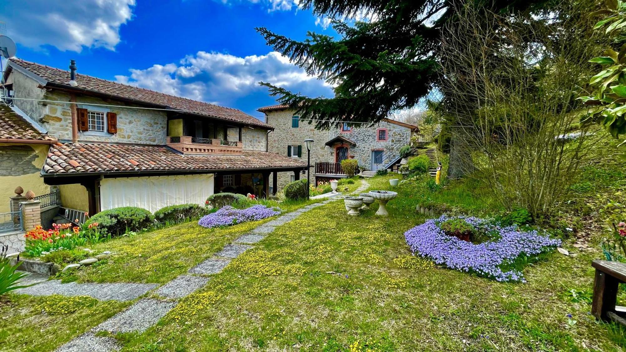 Mazzetti Country House-Vita In Campagna Con Giardino Vimignano-Chiesa エクステリア 写真